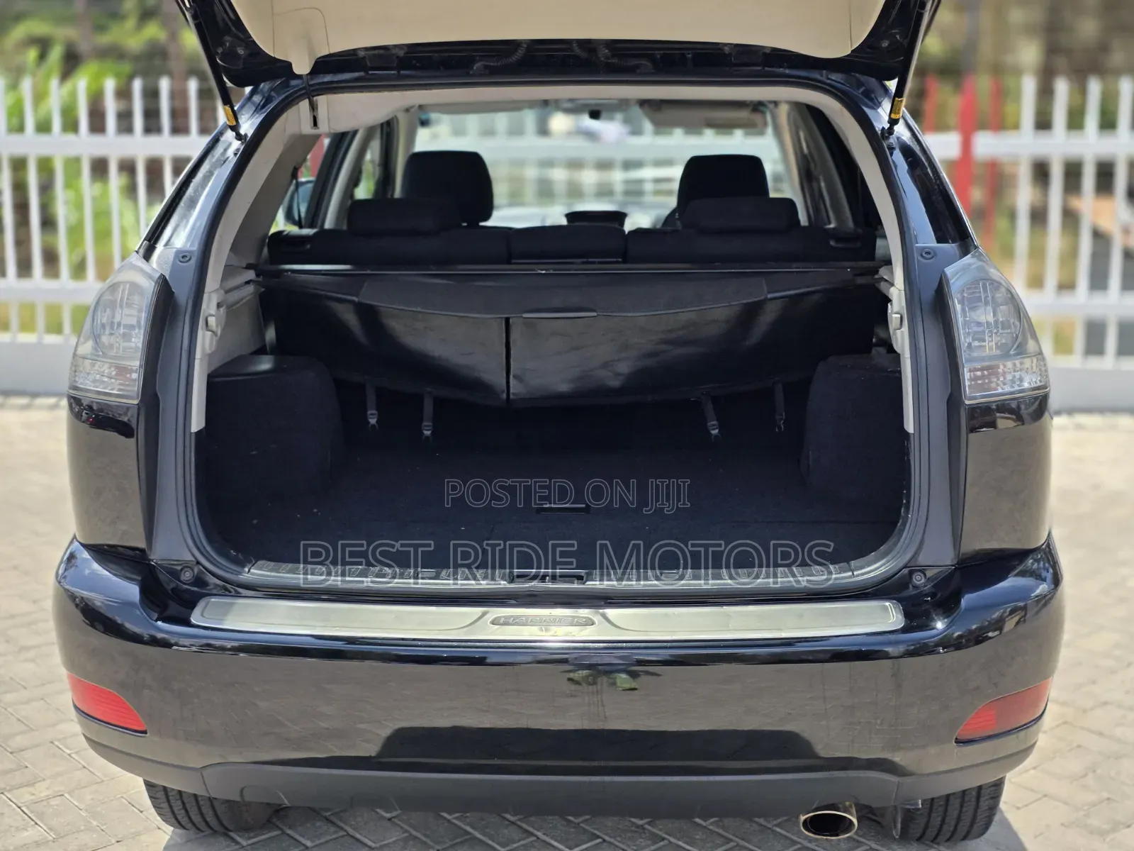 Toyota Harrier 2.4 2010