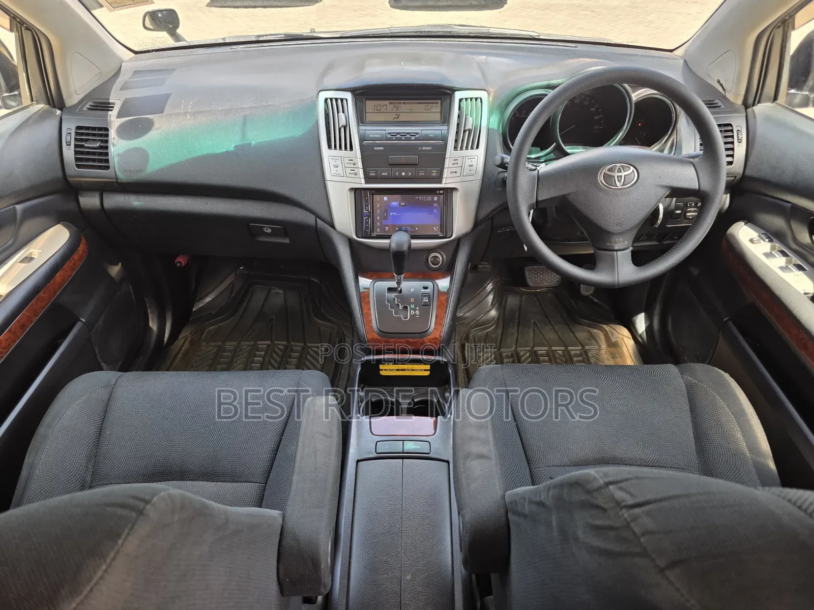 Toyota Harrier 2.4 2010