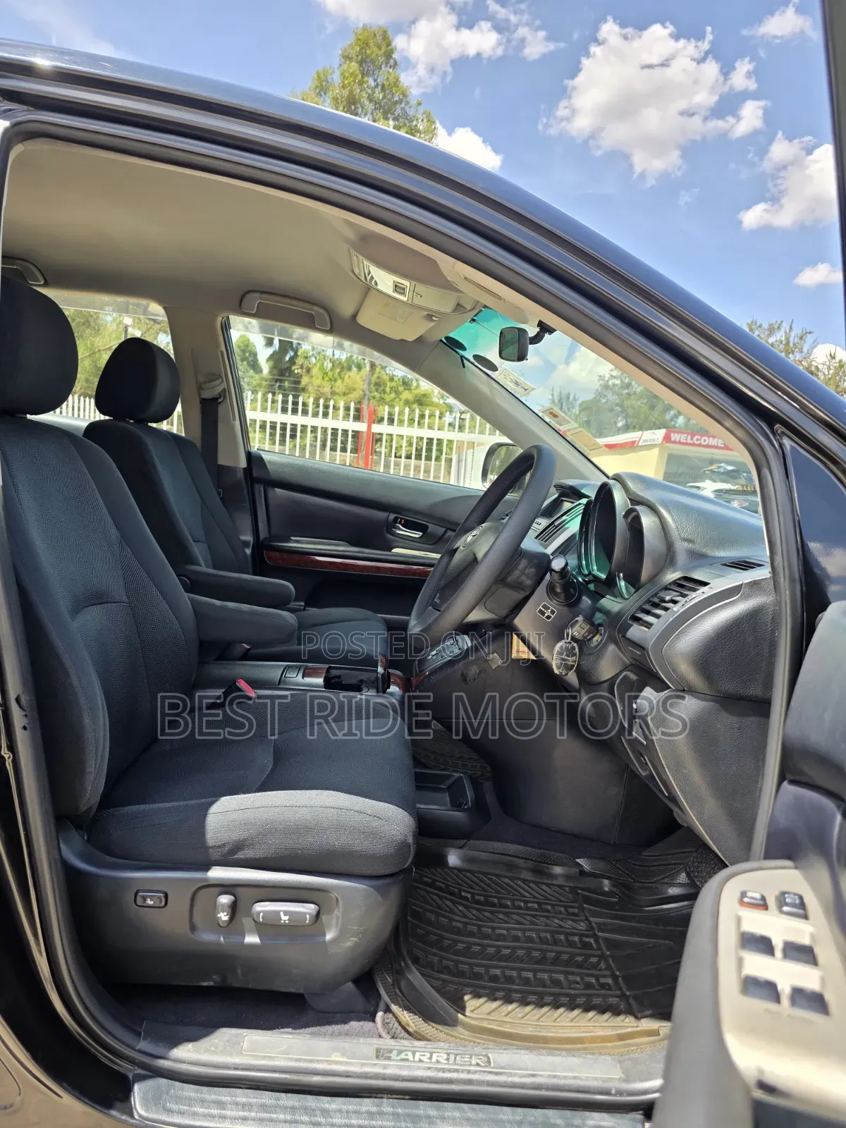Toyota Harrier 2.4 2010