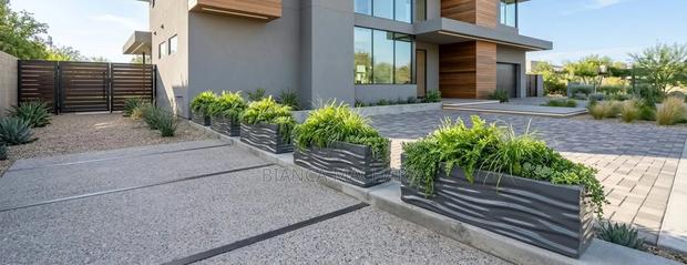 Traph Fibreglass Pots & Planters