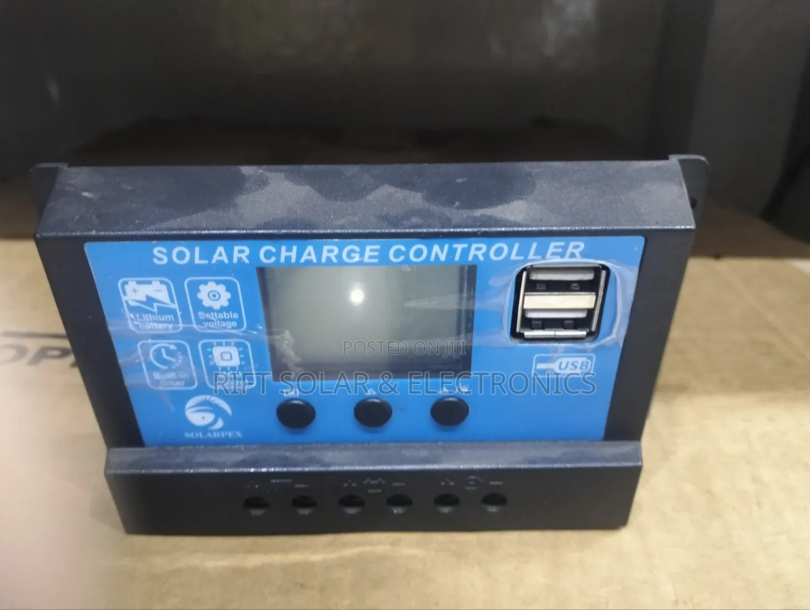 50w Solar + 18Ah Battery + 10A Controller + 3 DC Bulbs Lighting Kit