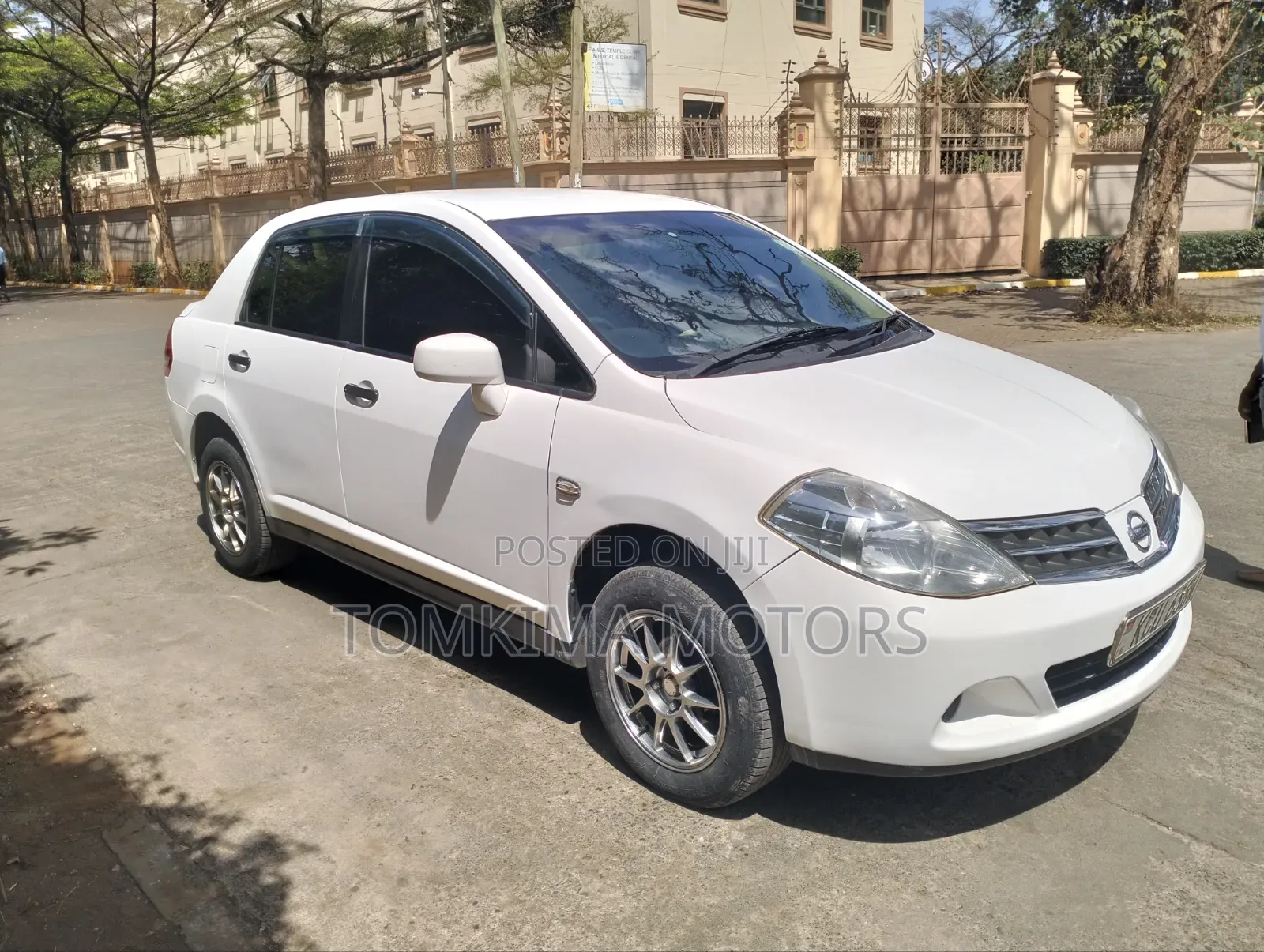 Nissan Tiida 2012 White