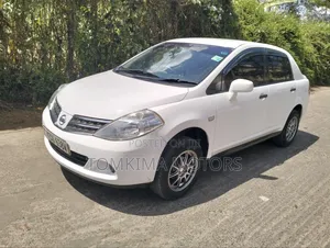 Nissan Tiida 2012 White