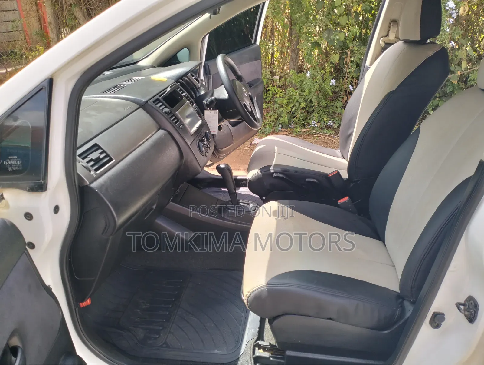 Nissan Tiida 2012 White