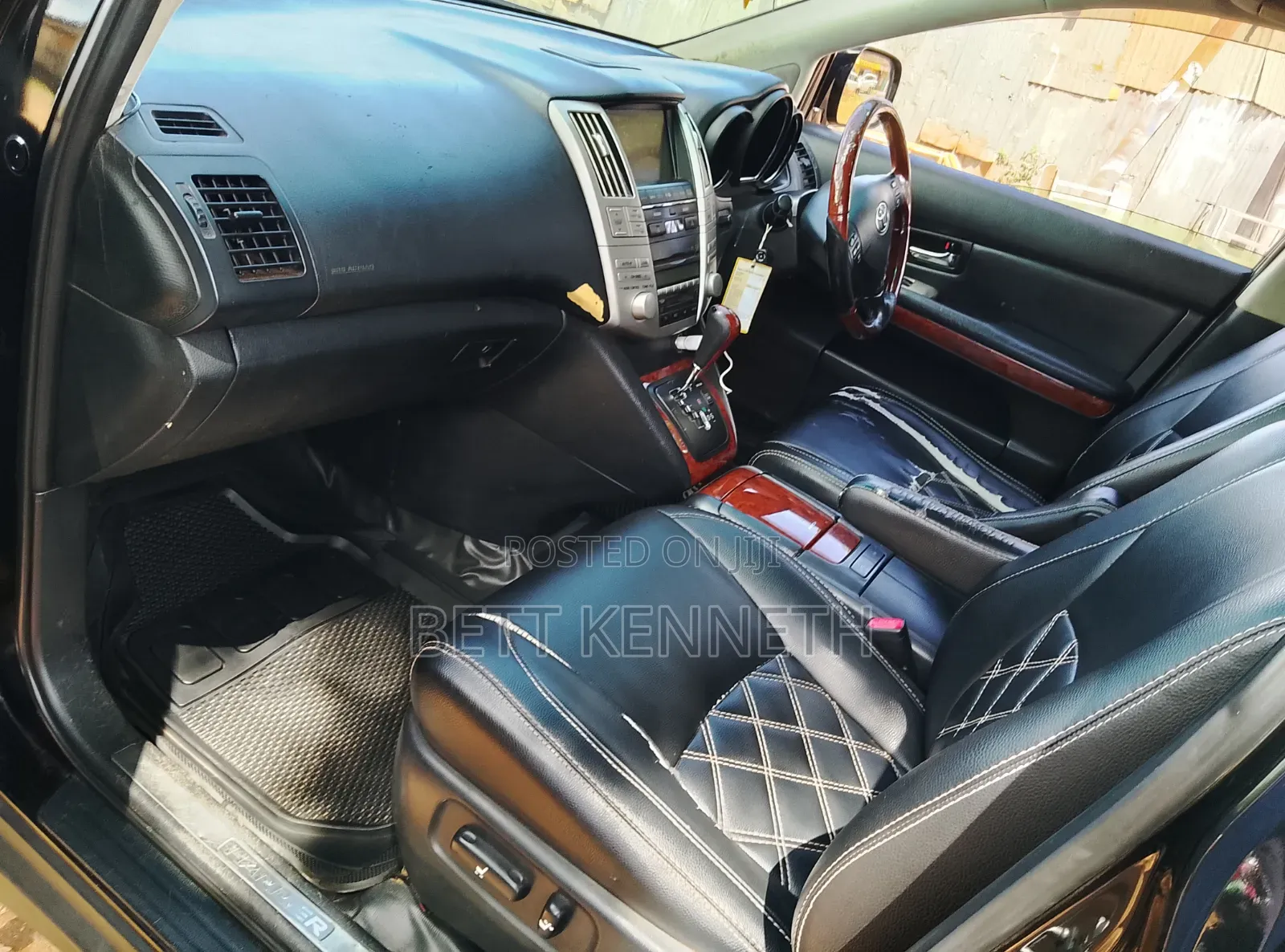 Toyota Harrier 2.4 2011 Black