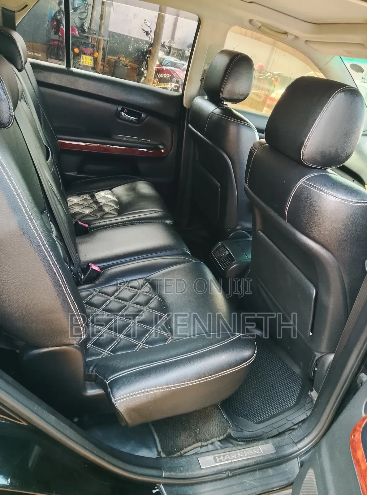 Toyota Harrier 2.4 2011 Black