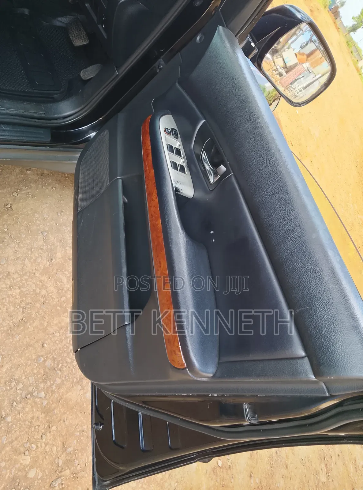 Toyota Harrier 2.4 2011 Black