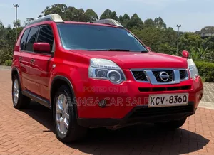 Nissan X-Trail 2012 Red