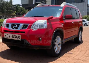Nissan X-Trail 2012 Red