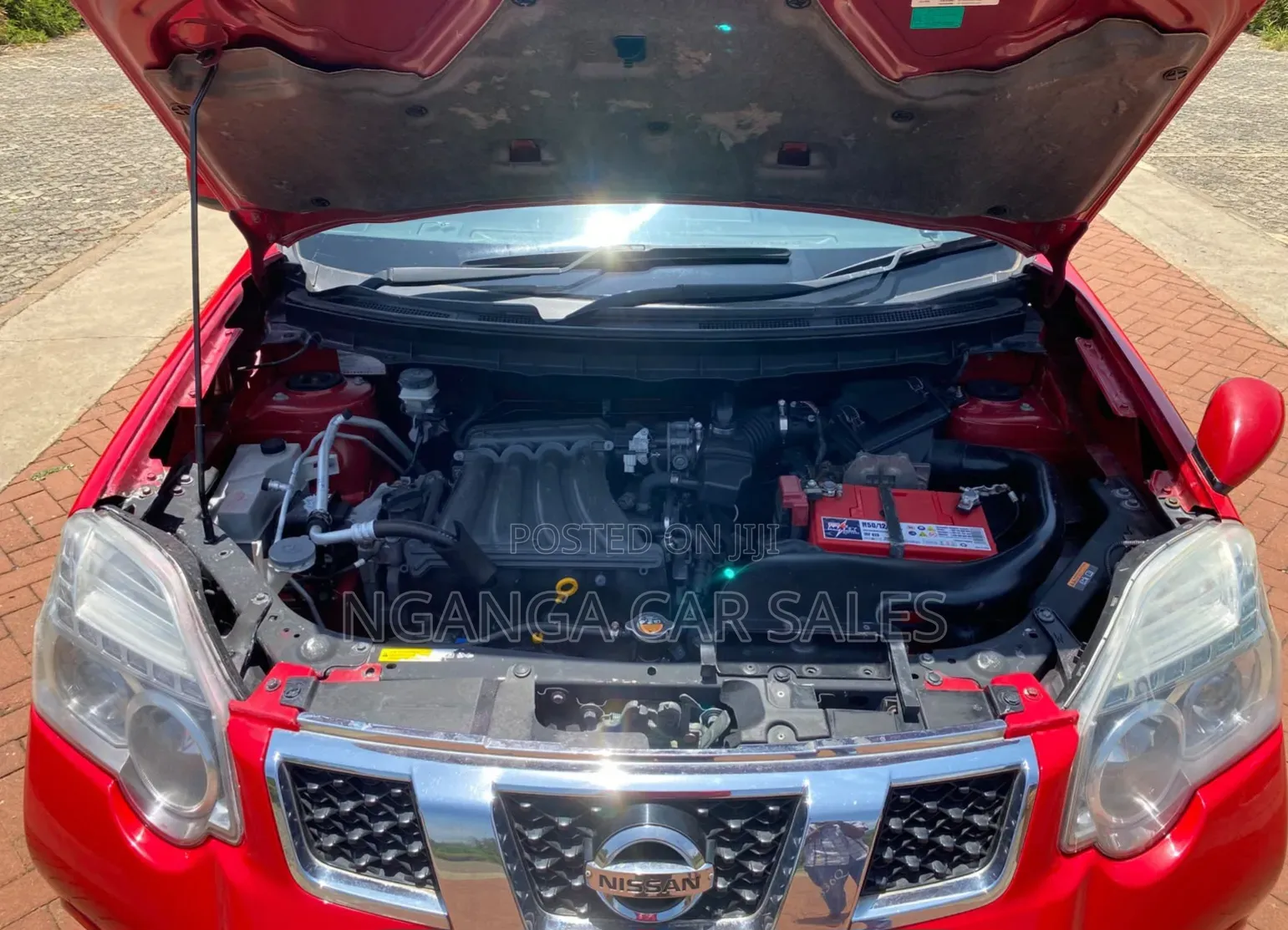 Nissan X-Trail 2012 Red