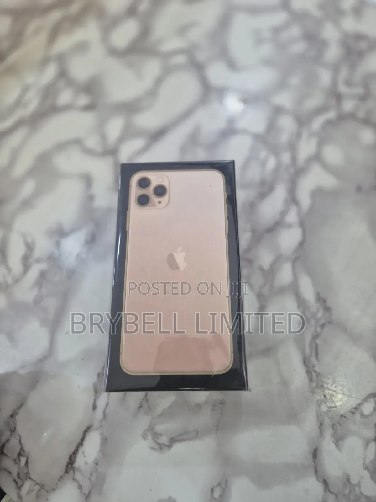 New Apple iPhone 11 Pro Max 256 GB Gold
