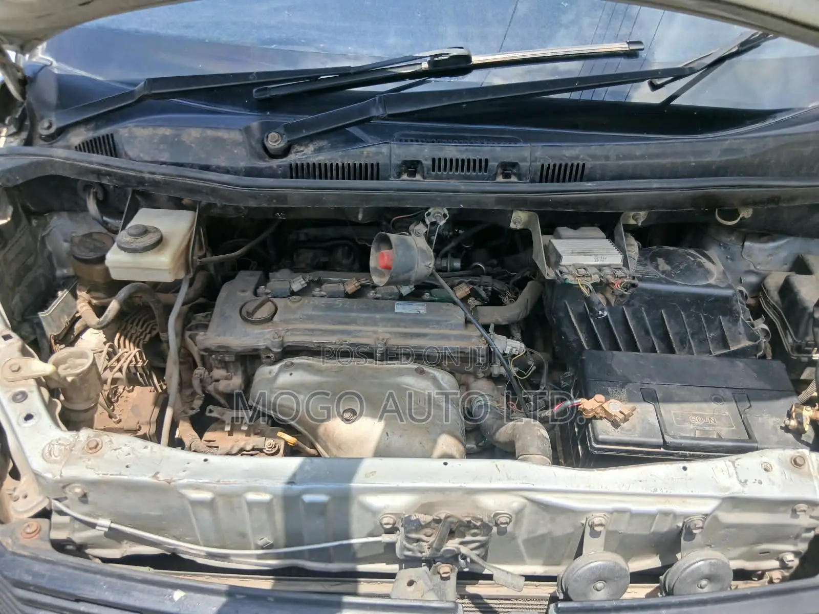 Toyota Noah 2002 Silver