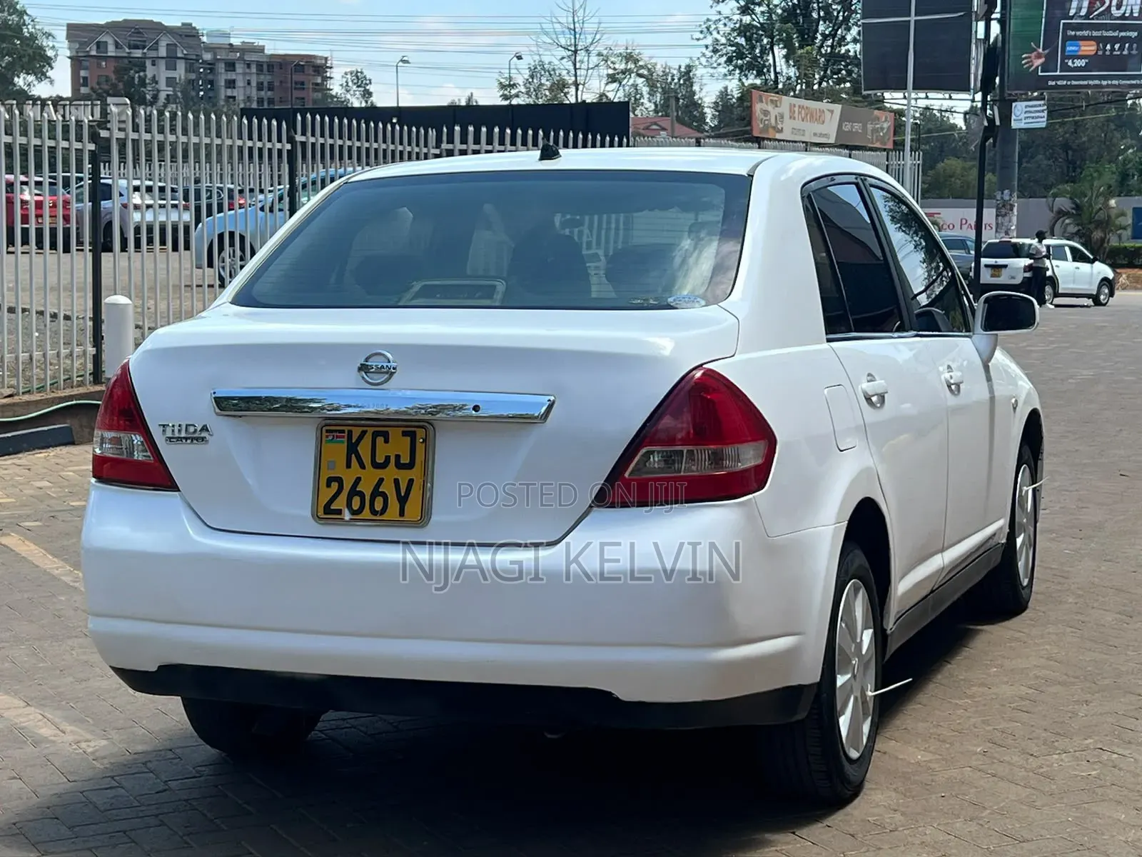 Nissan Tiida 2009 White