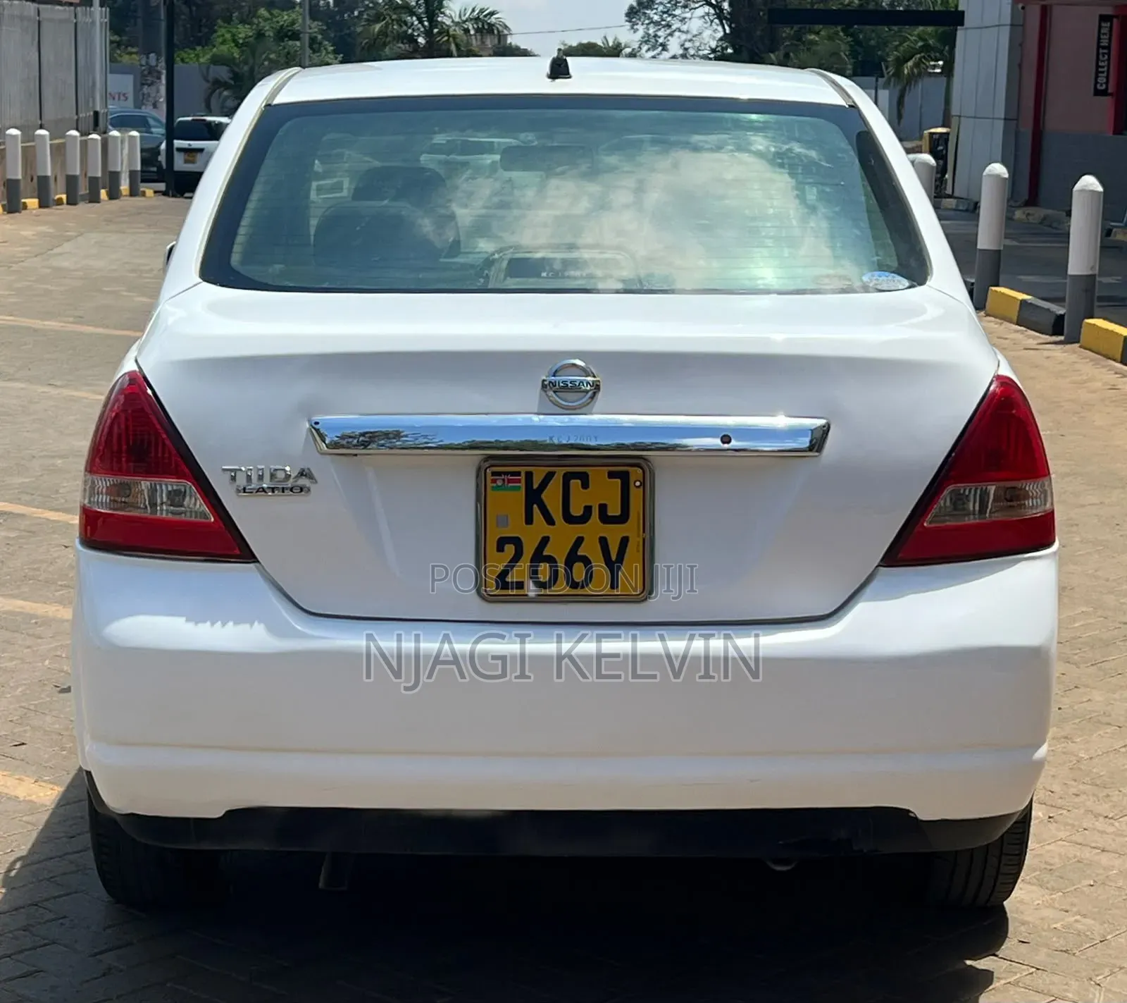 Nissan Tiida 2009 White