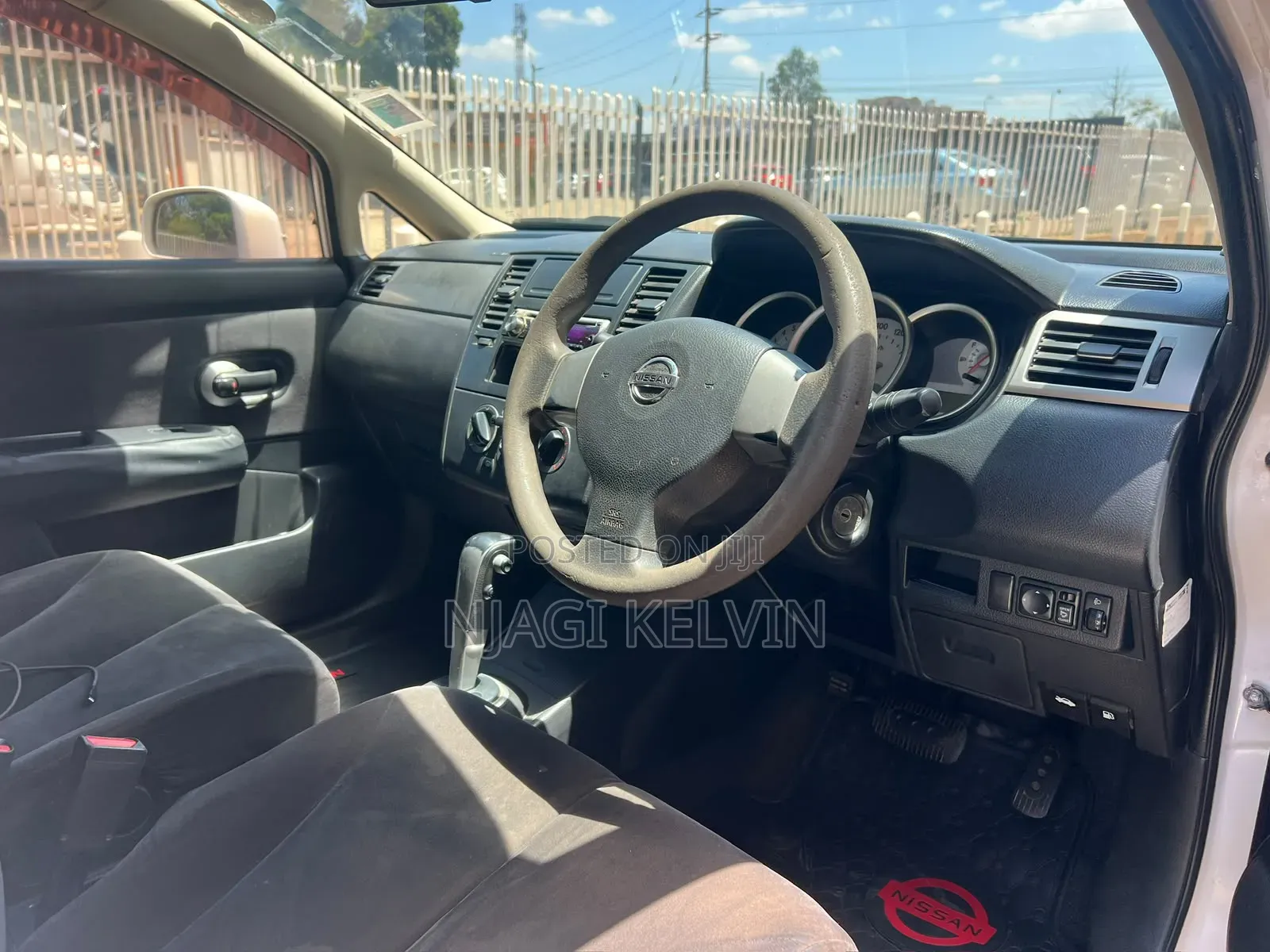 Nissan Tiida 2009 White