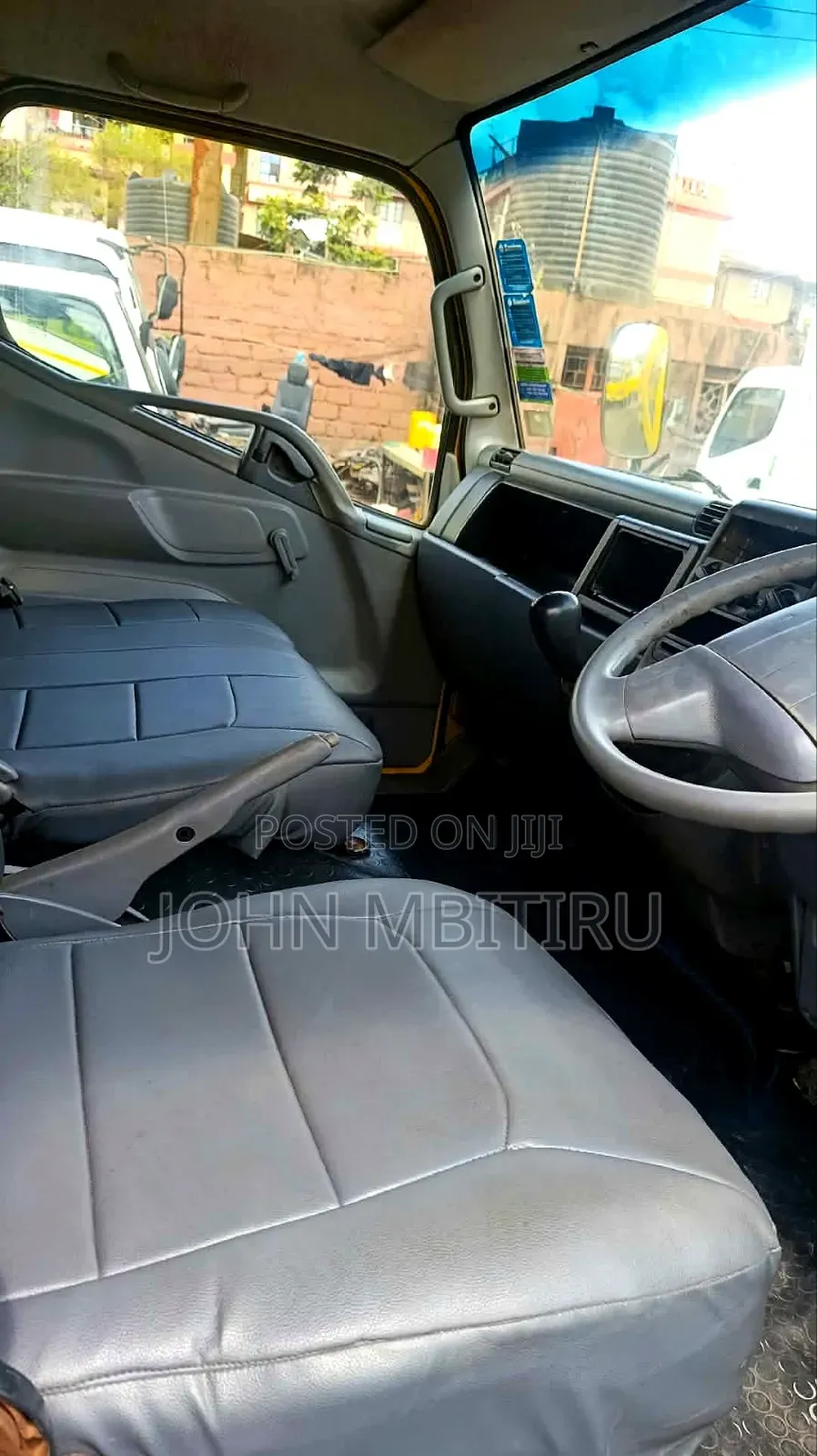 Mistubishi Canter FE84