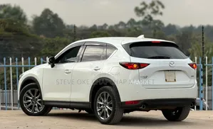 Toyota Harrier 2.0 2019 White