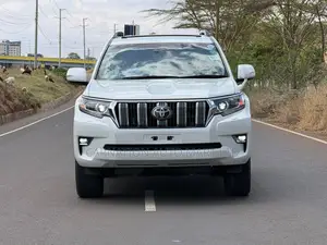Toyota Land Cruiser Prado 2.8 2019 White