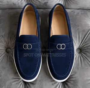 Executive Sueded Loafers With White Rubber Sole. Navy Blue/Black/Brown