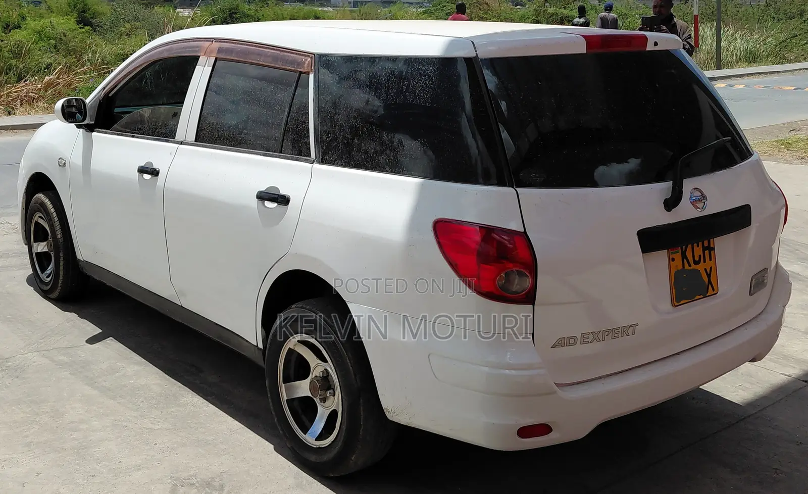 Nissan Advan 2009 White