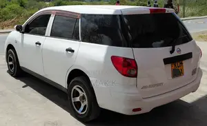 Nissan Advan 2009 White