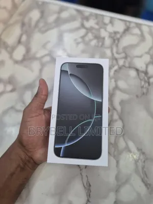 New Apple iPhone 16 Pro Max 256 GB White