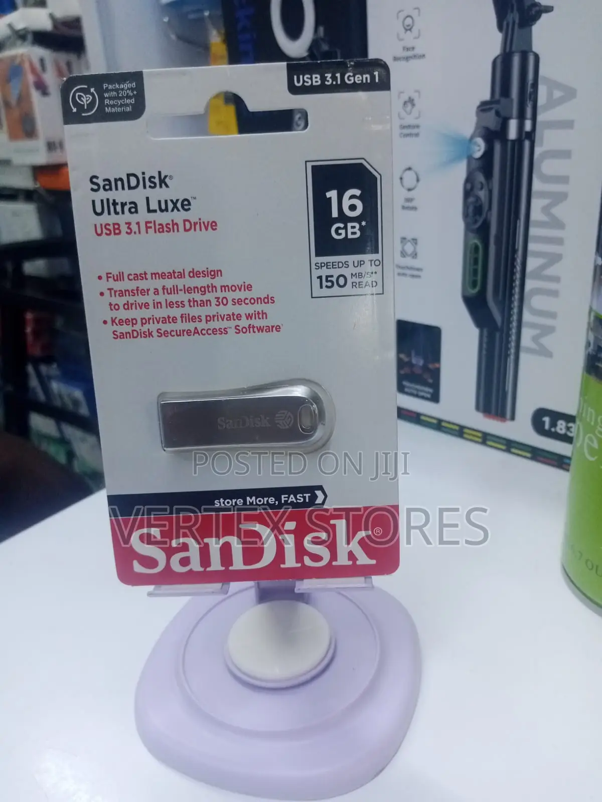 SanDisk Ultra Luxe 16GB USB 3.1 Flash Drive
