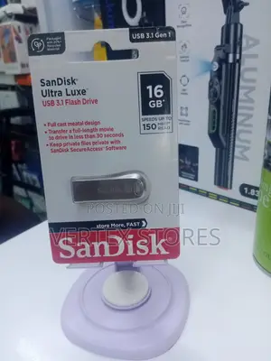 SanDisk Ultra Luxe 16GB USB 3.1 Flash Drive
