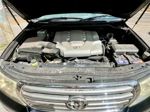 Toyota Land Cruiser 2008 Black