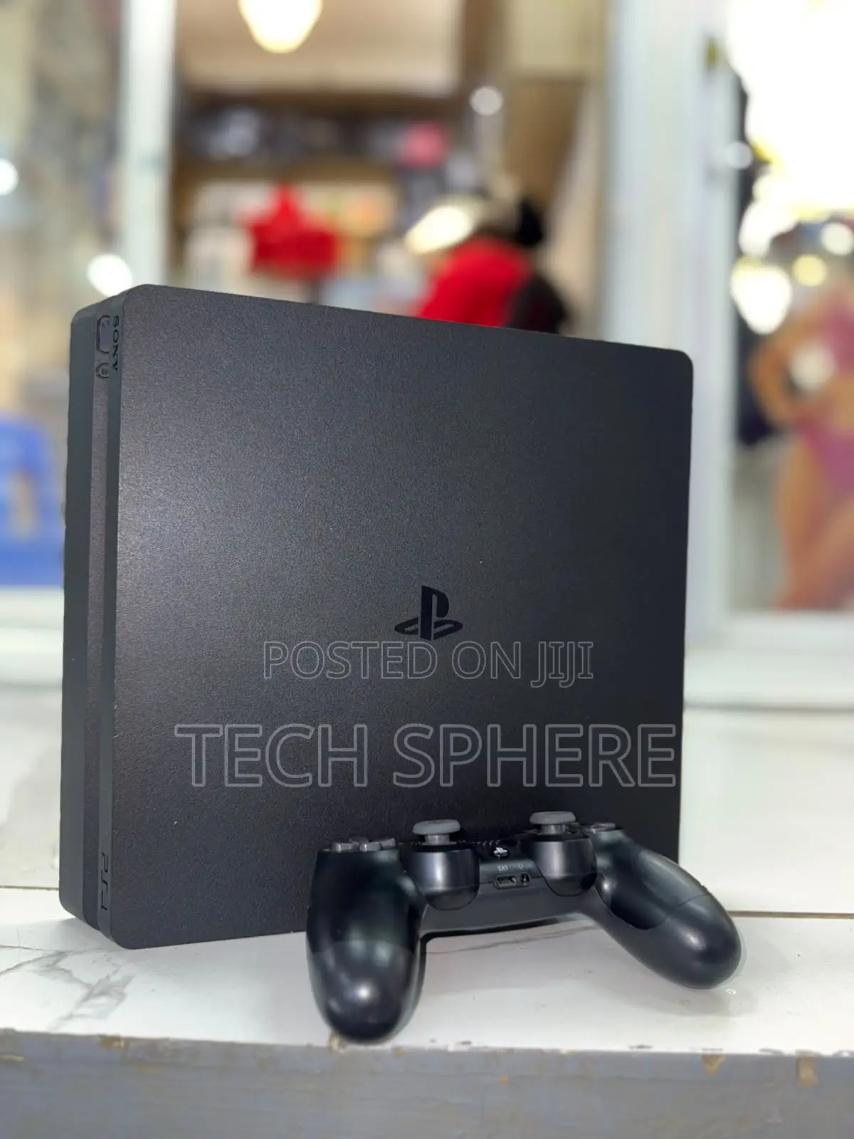 Just Unboxed PS4 Slim Console Plus One Pad