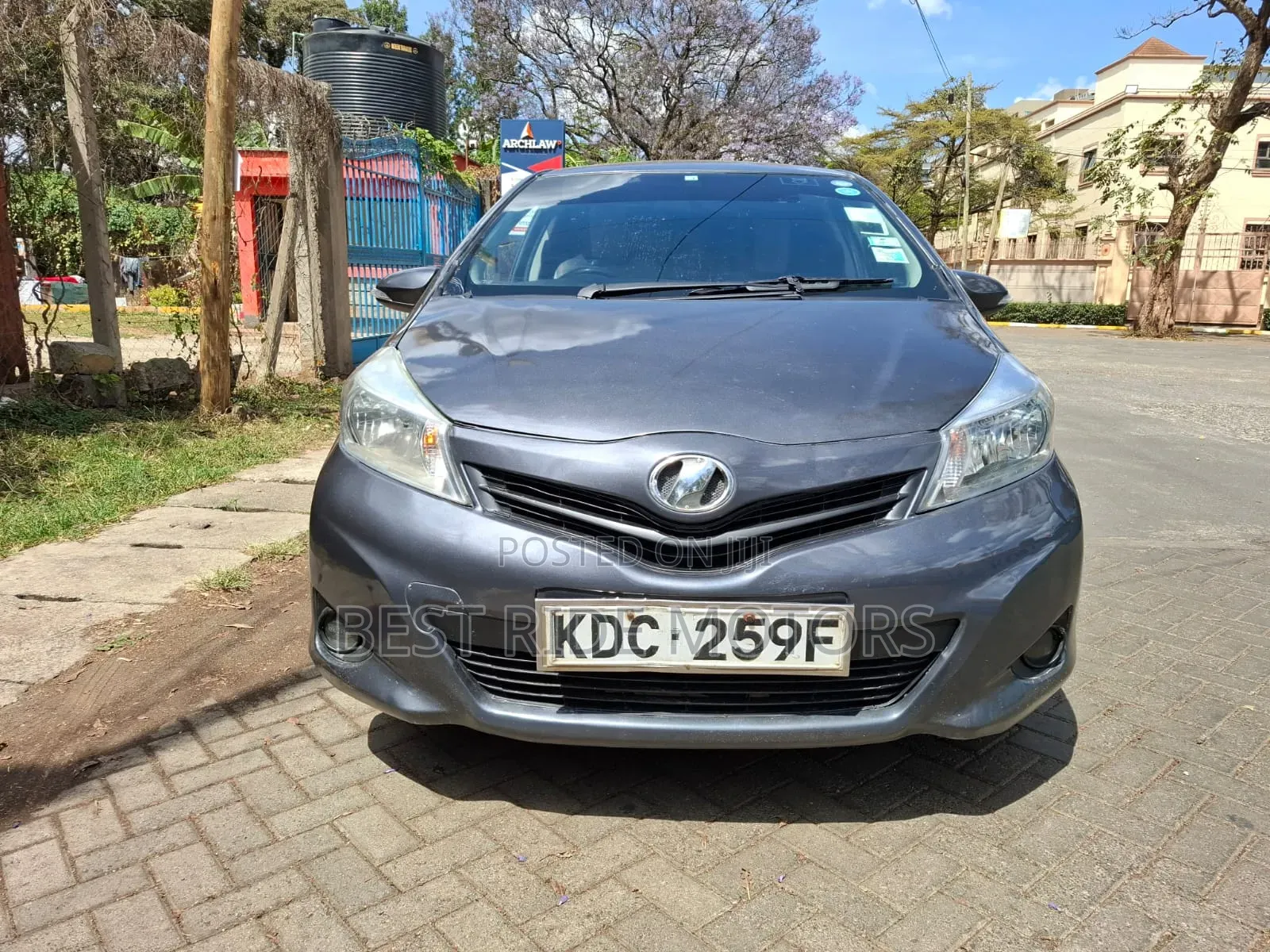 Toyota Vitz 2014 Gray