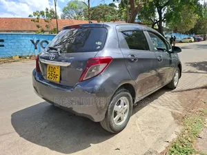 Toyota Vitz 2014 Gray