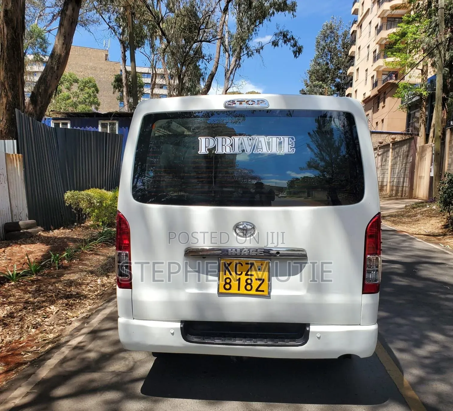 Toyota HiAce 2013 White