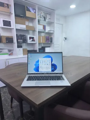 Laptop HP EliteBook 1040 G8 32GB Intel Core i7 SSD 512GB