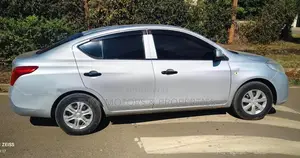 Nissan Tiida 2014 Silver