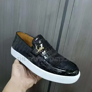 Quality Original Smart Casual Christian Louboutin