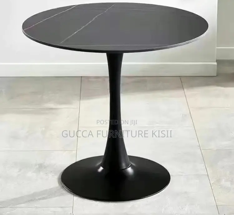 4 Seater Restaurant Eames Dining Round Table