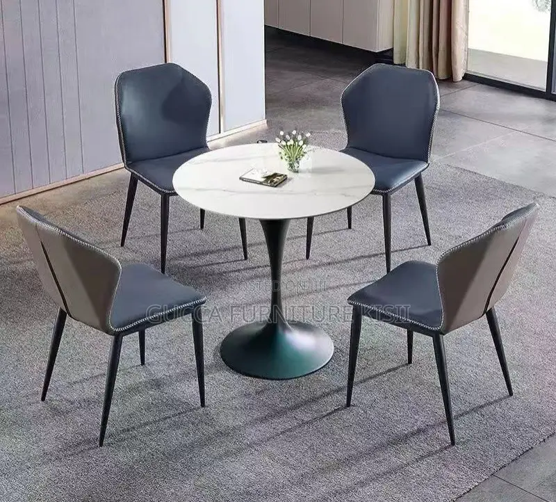 4 Seater Restaurant Eames Dining Round Table