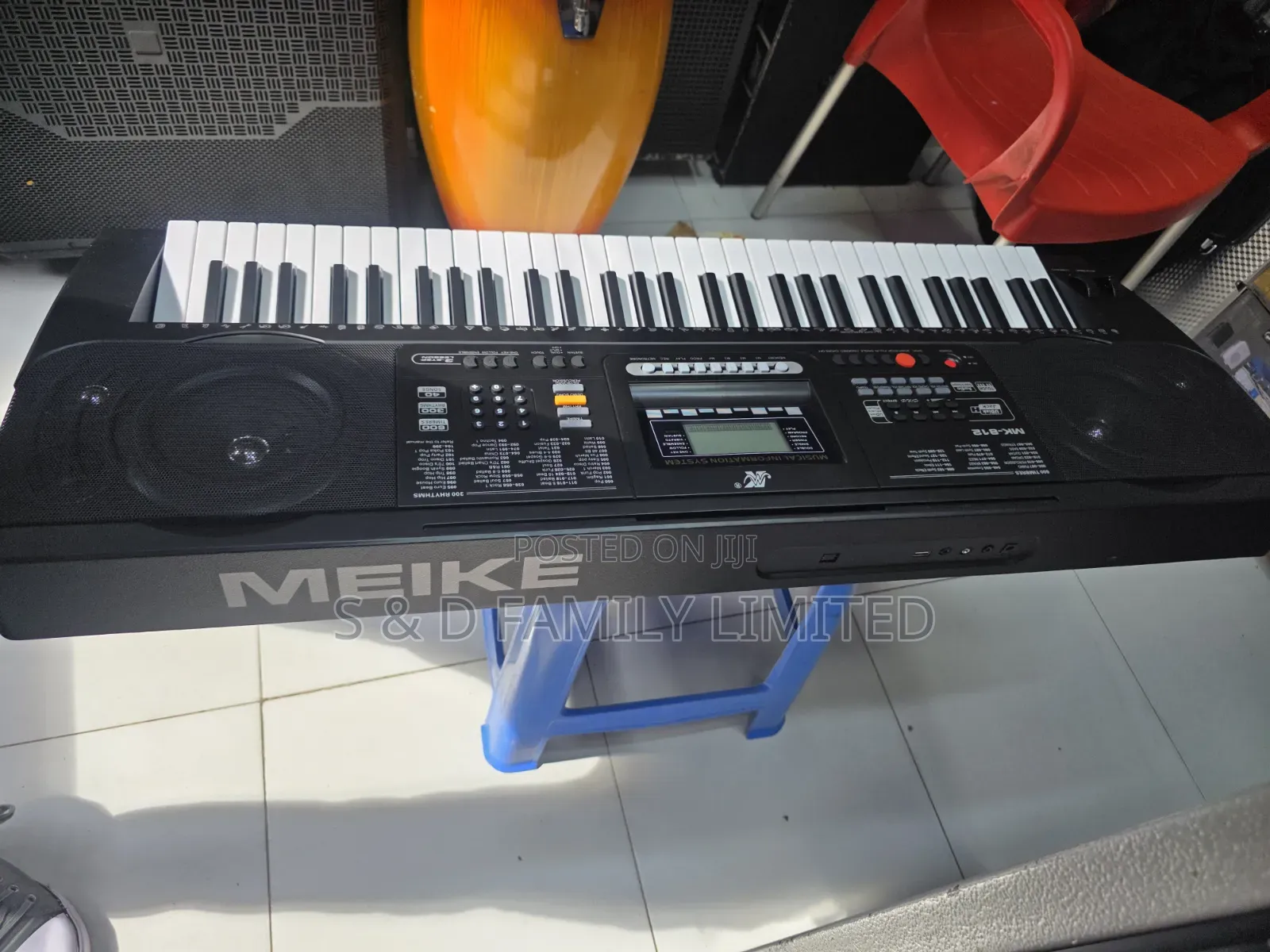 Meike MK-812 61-Key Electronic Keyboard