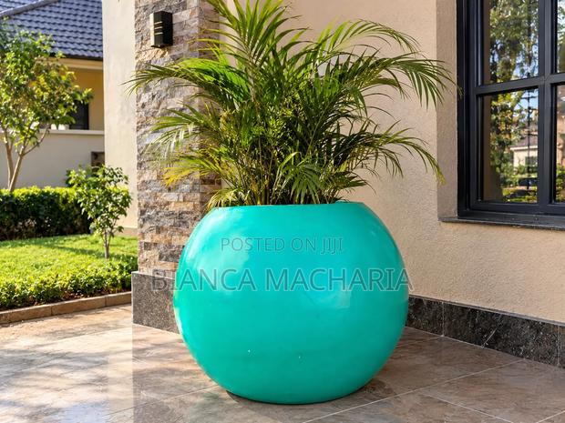 Biggest Ball Fibreglass Pots & Planters