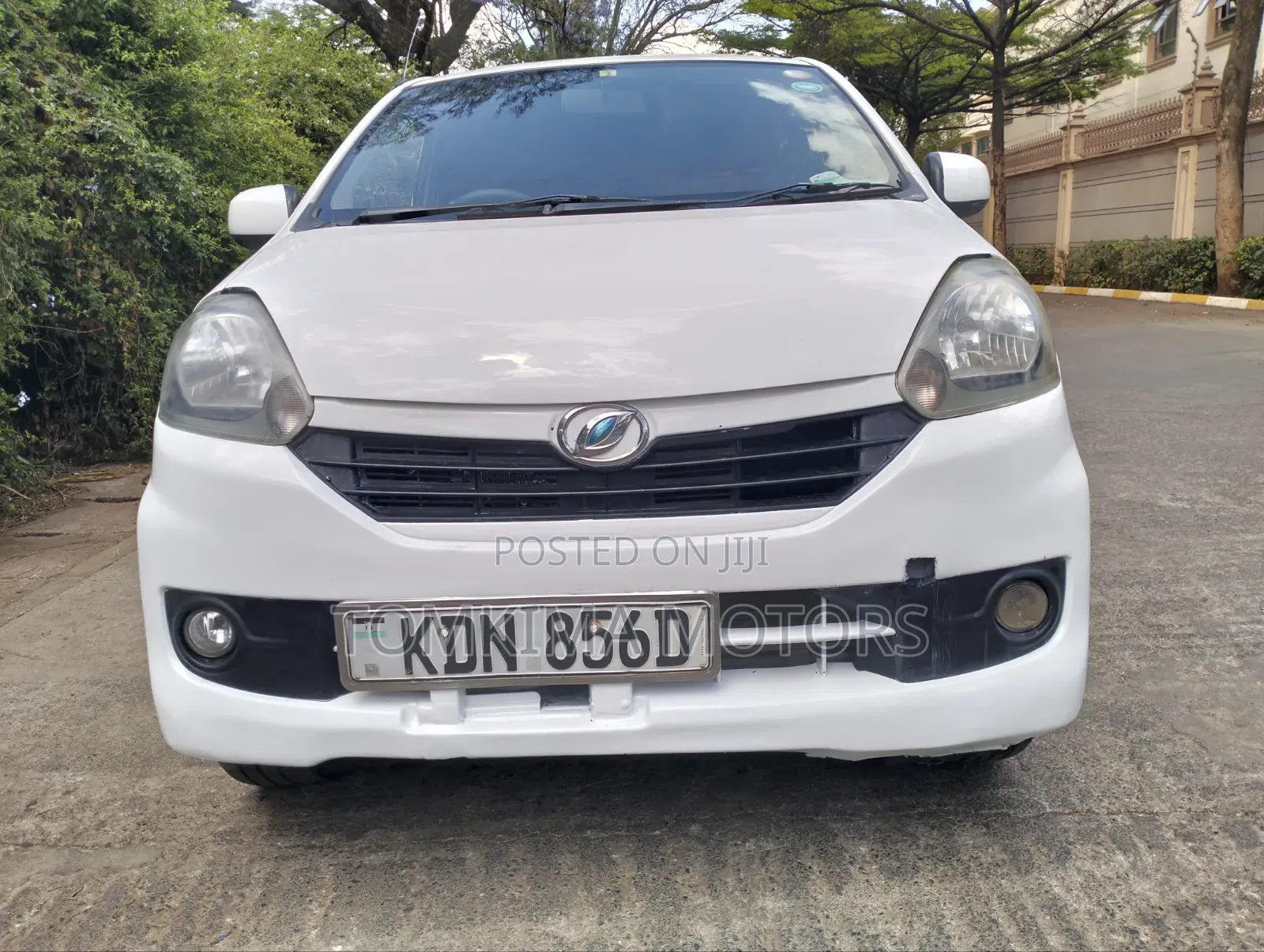 Daihatsu Mira 2016 White