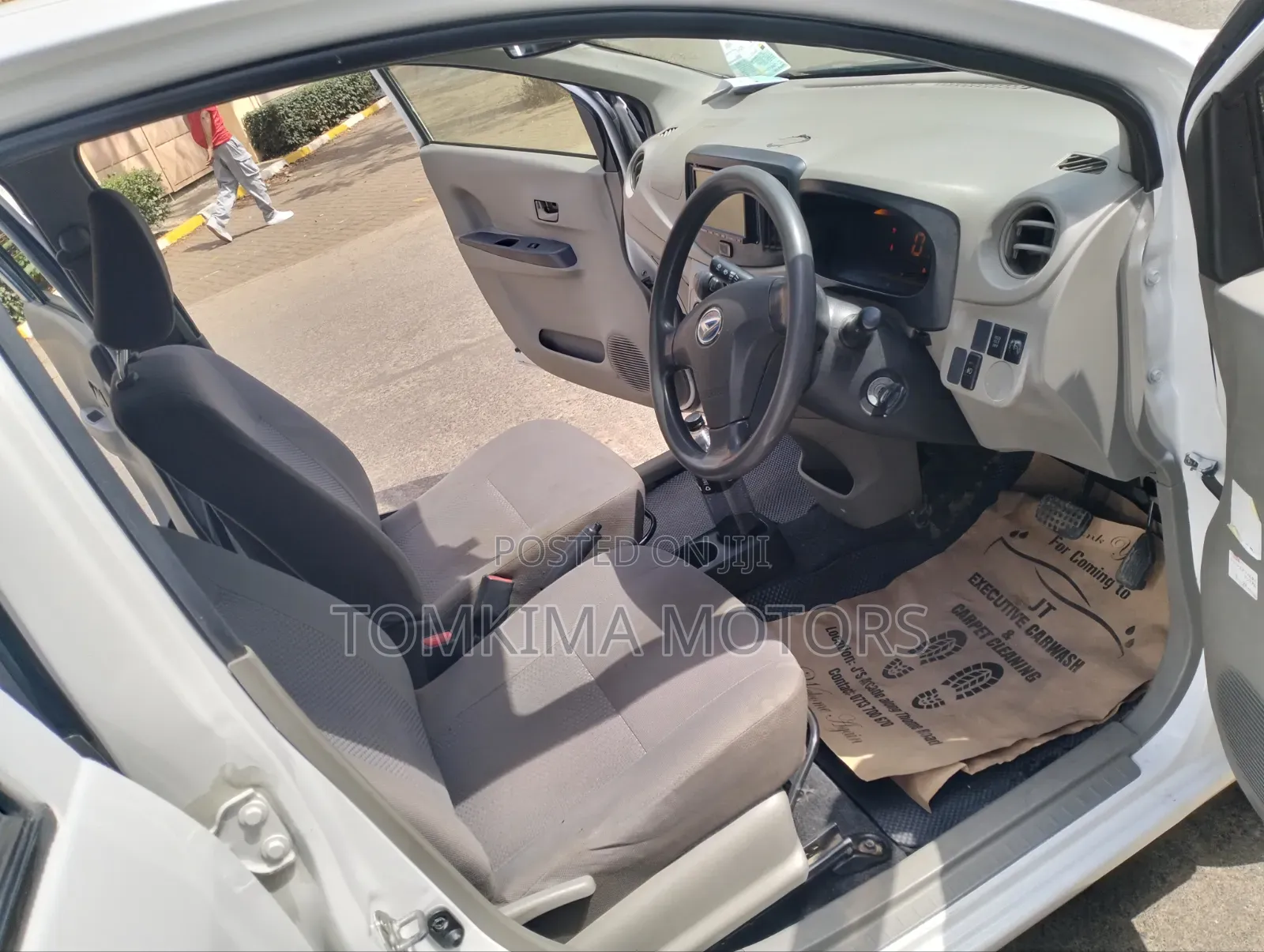Daihatsu Mira 2016 White