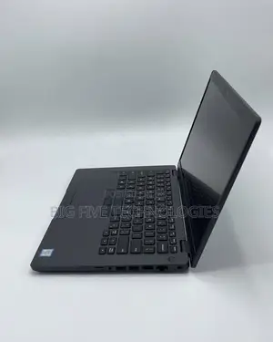 Laptop Dell Latitude 5401 8GB Intel Core i9 SSD 256GB