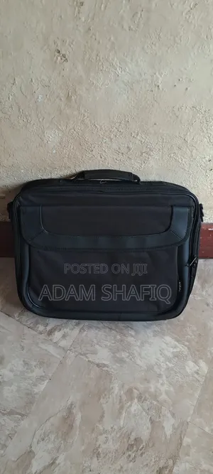 Targus Black Laptop Bag – Never Used
