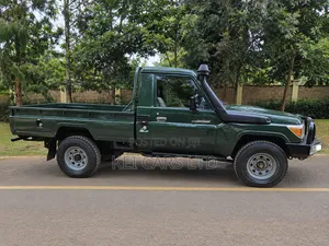 Toyota Land Cruiser 2019 Green