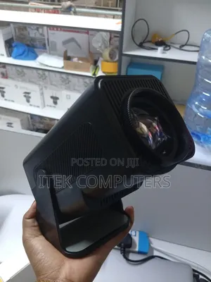 Smart Mini HY320 Projector for Streaming Digital Entertainment