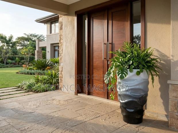 Bucket Fibreglass Pots & Planters