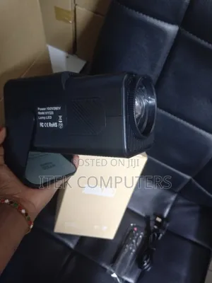 Portable HY320 Projector for Flexible Indoor Viewing