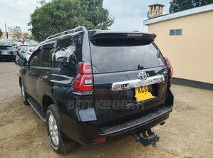 Toyota Land Cruiser Prado 3.0 TD 2011 Black