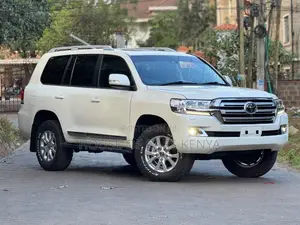 Toyota Land Cruiser 4.5 V8 TD 2019 White
